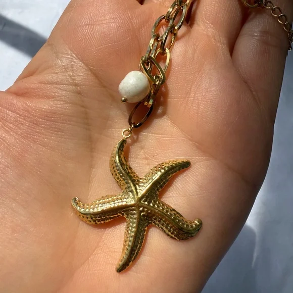 18K Gold Stainless Steel Starfish Pearl Pendant Necklace 
Elegant Necklace - Picture 7 of 8